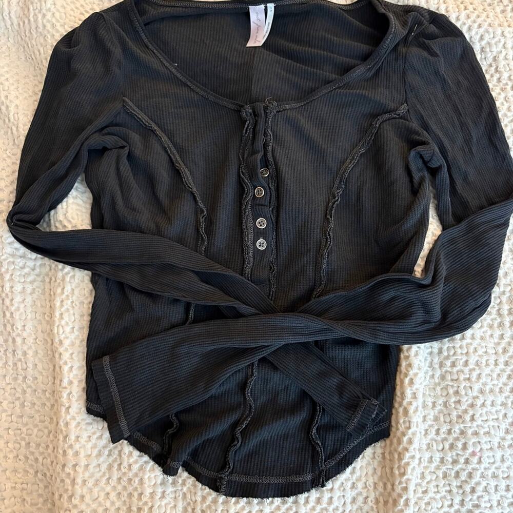 Black Grunge waffle knot shirt with slight crop Out From Under Medium